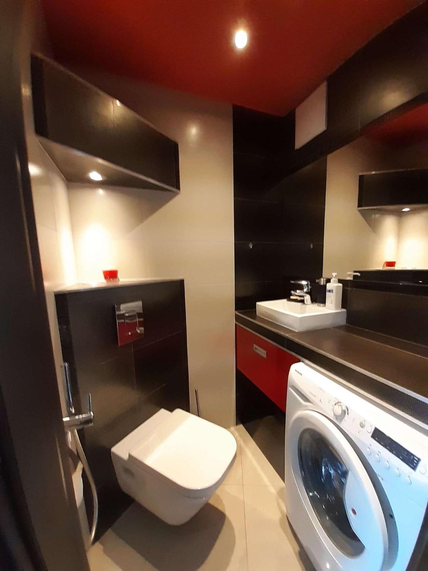 Apartment A Beautiful, Modern, Air-conditioned And Furnished 3-room